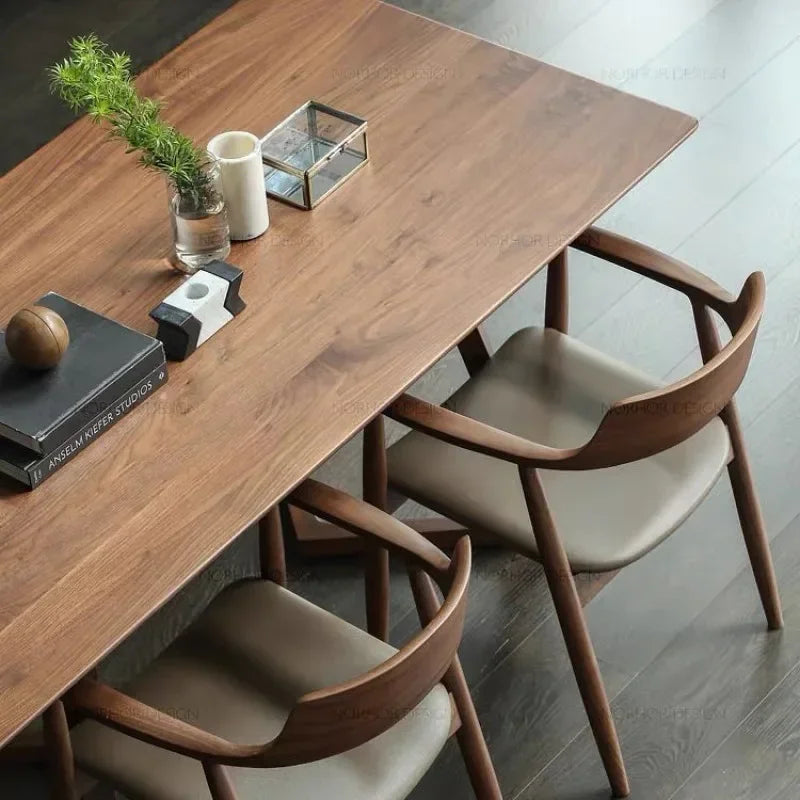 Table à manger nordique Solenne en frêne massif 150cm style scandinave pour 4-6 personnes